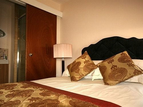 East Gate Inn Колчестер Екстер'єр фото